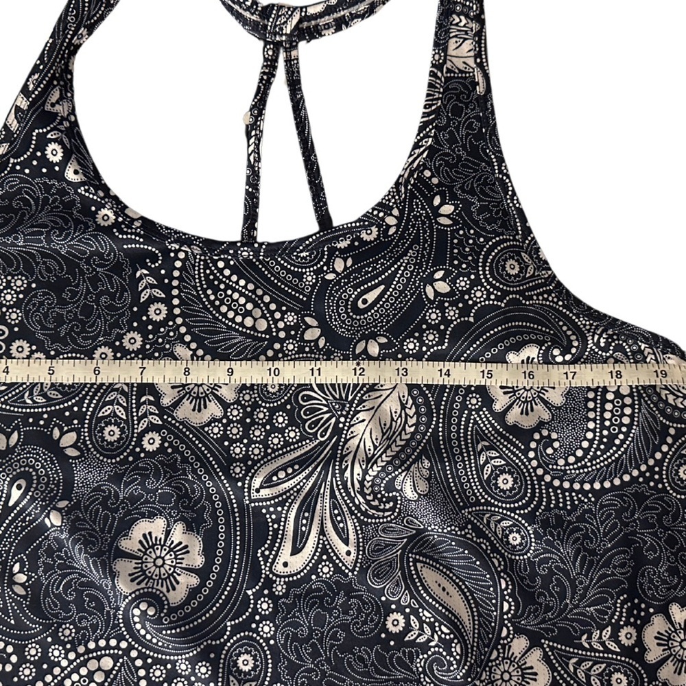 Old  Navy Active Strappy Tank Top - Picture 6 of 6